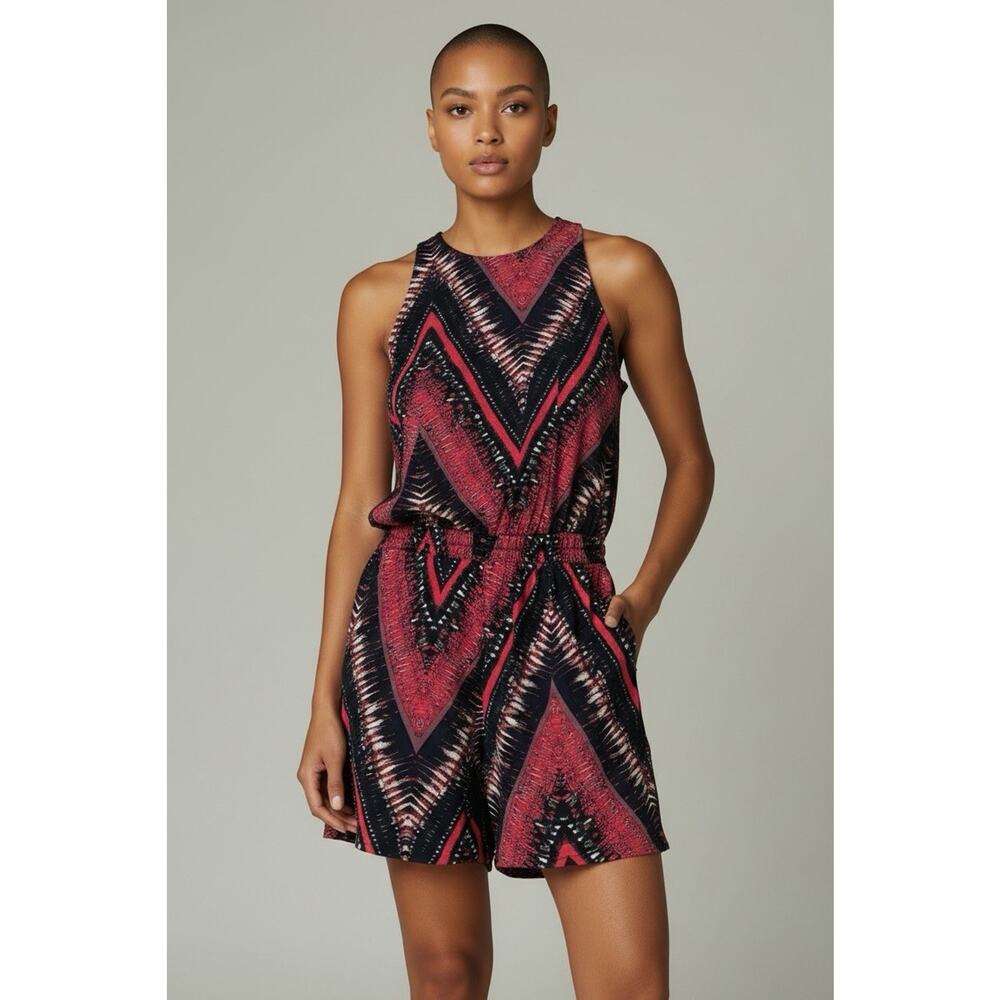 Tail Weijl Women Romper Halter Neck Size XS Geometric Shorts Summer Spring